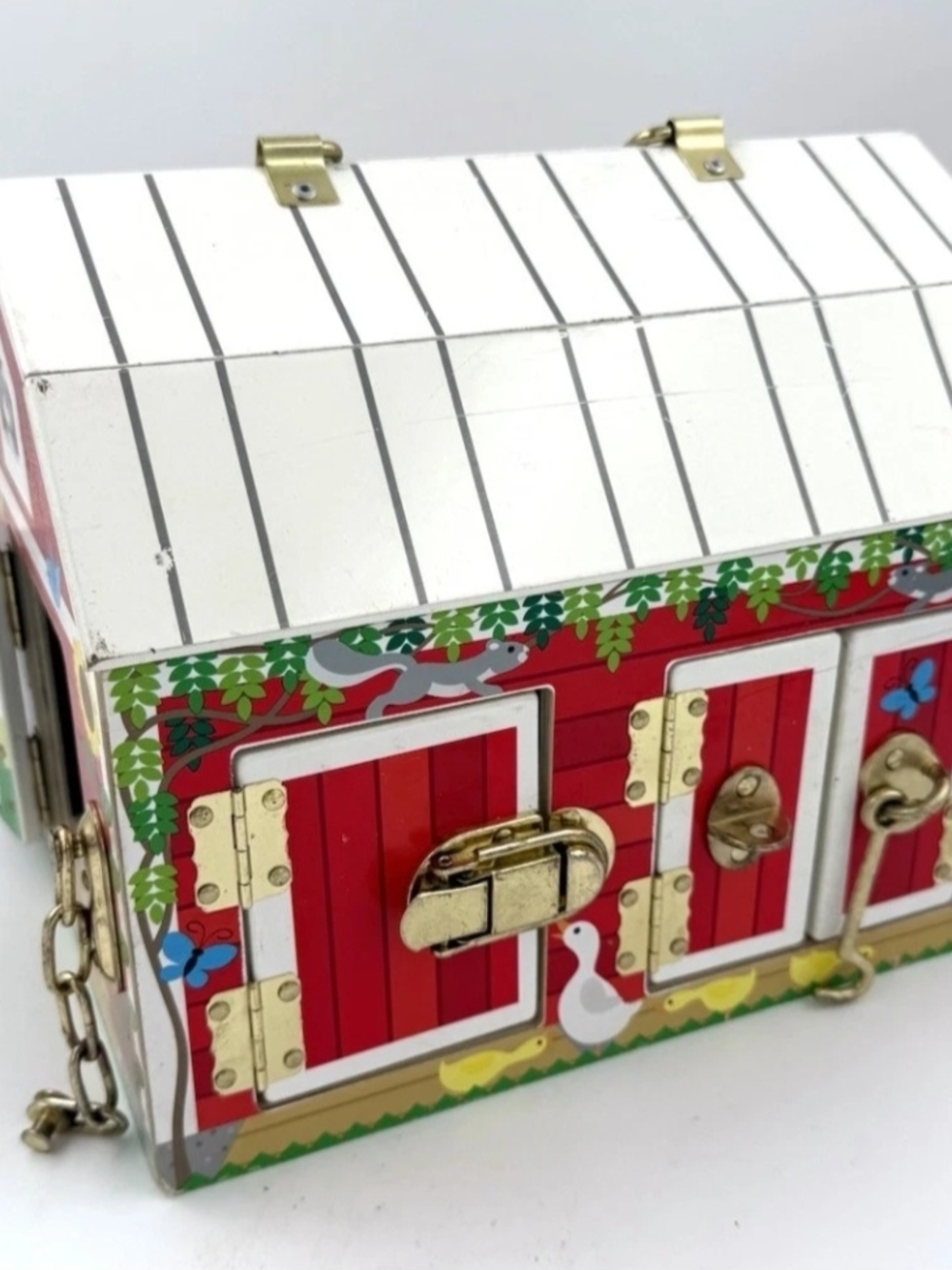 Melissa & Doug Red and White Barn Playhouse Lock Box